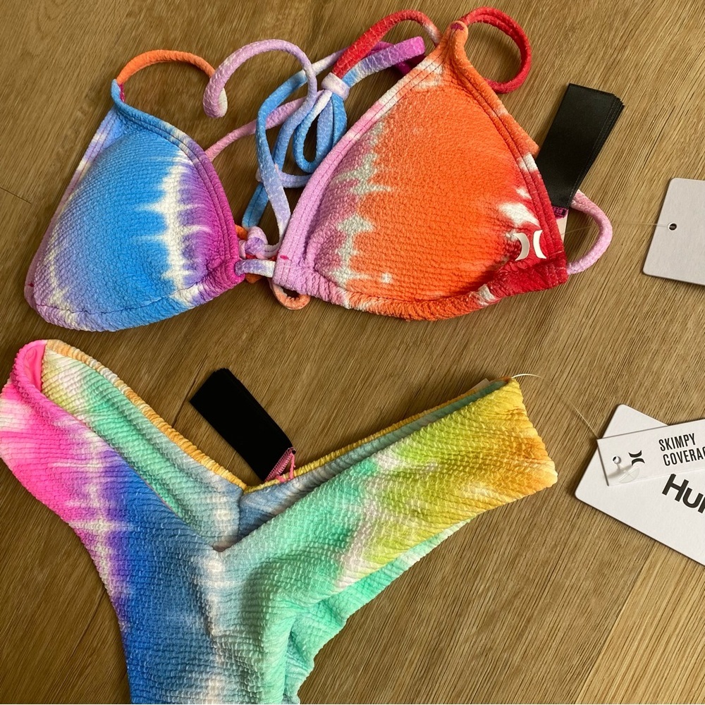 Hurley Juniors' Ombre Tie-Dyed Triangle Bikini Top & V-Front Skimpy Bottoms - Picture 5 of 6